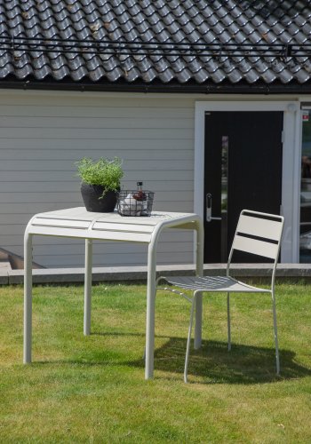 VENTURE DESIGN Borneo udendrs loungebord, kvadratisk - beige aluminium (70x70)