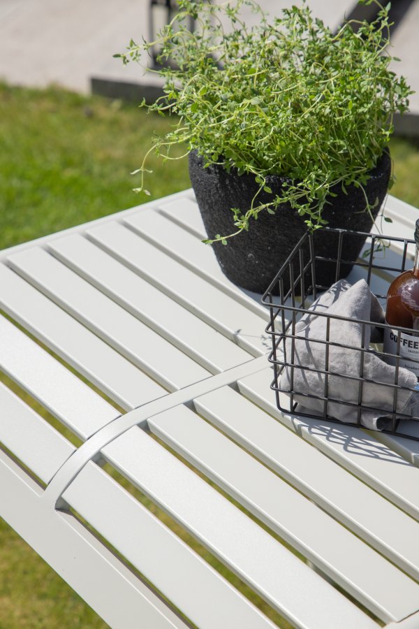 VENTURE DESIGN Borneo udendrs loungebord, kvadratisk - beige aluminium (70x70)