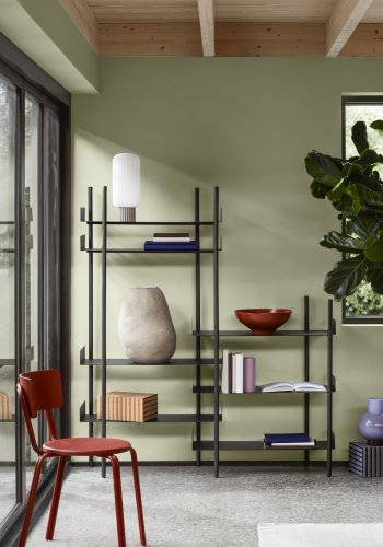 BROSTE COPENHAGEN Lolly bordlampe - hvid opal glas og sand aluminium