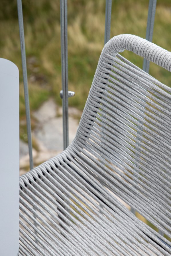 VENTURE DESIGN Lindos udendrs barstol, m. rygln og fodsttte - lysegr reb og sort stl