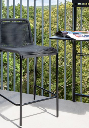 VENTURE DESIGN Lindos udendrs barstol, m. rygln og fodsttte - mrkegr reb og sort stl