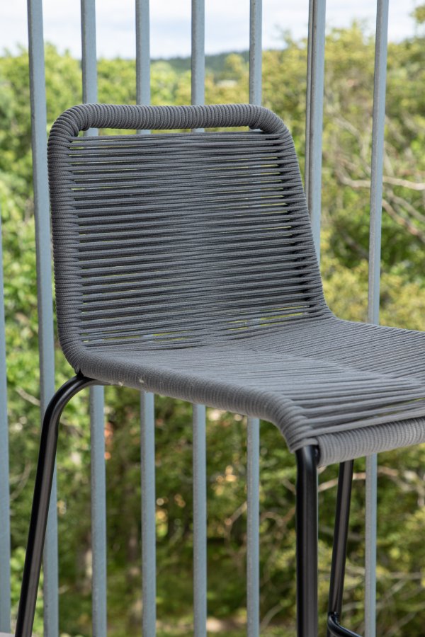 VENTURE DESIGN Lindos udendrs barstol, m. rygln og fodsttte - mrkegr reb og sort stl
