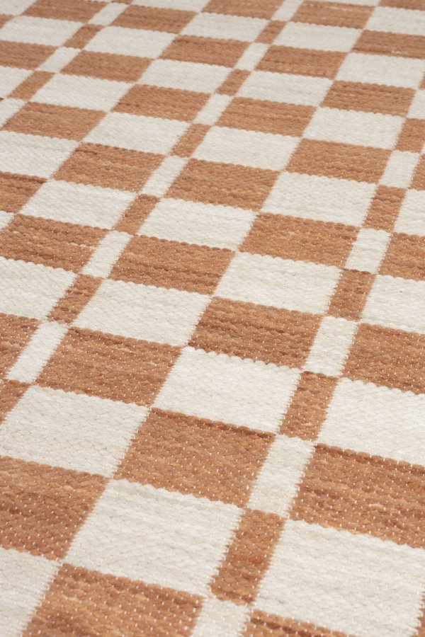 ZUIVER Checker gulvtppe, m. mnster - beige genbrugsplastik (160x230)