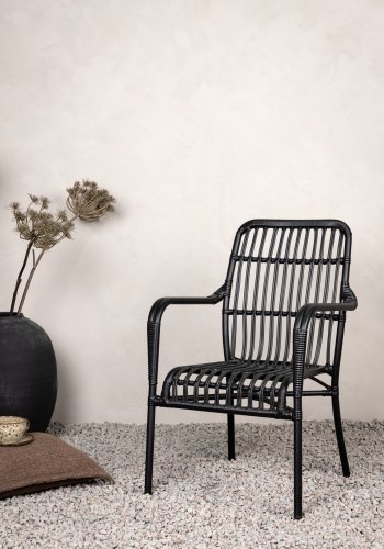 VENTURE DESIGN Rizal udendrs loungestol, m. armln - sort rattan og aluminium