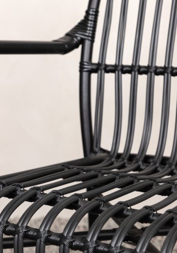 VENTURE DESIGN Rizal udendrs loungestol, m. armln - sort rattan og aluminium