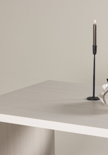 VENTURE DESIGN Mika spisebord, m. 2 hylder - hvidvasket MDF (110x230)