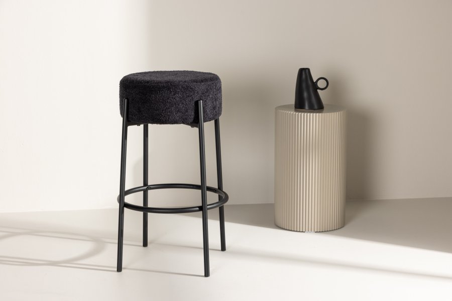 VENTURE DESIGN Tucson barstol, m. fodsttte - sort bouclé stof og stl