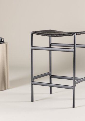 VENTURE DESIGN Polly barstol, m. fodsttte - sort reb og stl