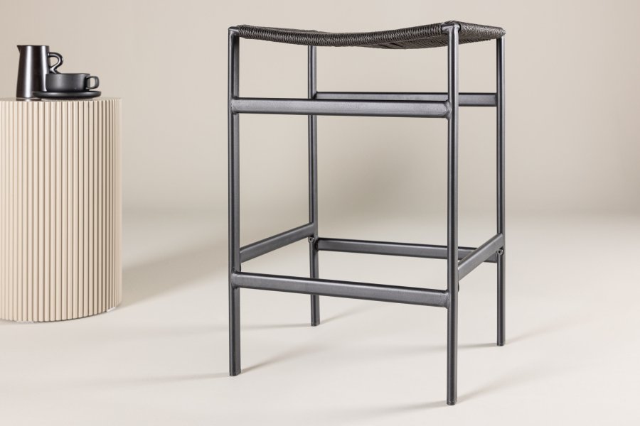 VENTURE DESIGN Polly barstol, m. fodsttte - sort reb og stl