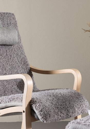 VENTURE DESIGN Frö lnestol m. fodskammel og nakkepude - lysegr polyester og egefinér