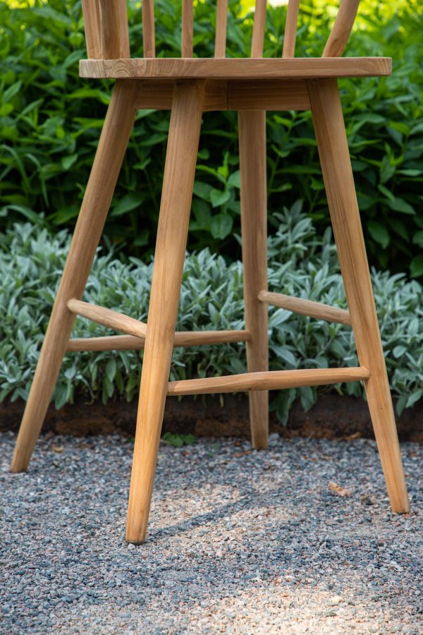 VENTURE DESIGN Bullerbyggd udendrs barstol, m. rygln og fodsttte - natur teaktr