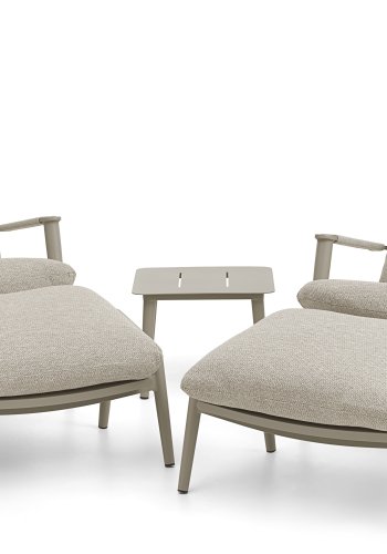 Silba udendrs sidebord, kvadratisk - sand aluminium (45x45)