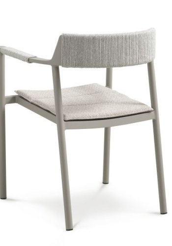 Salina havestol, m. armln og hynde - sand stof og aluminium