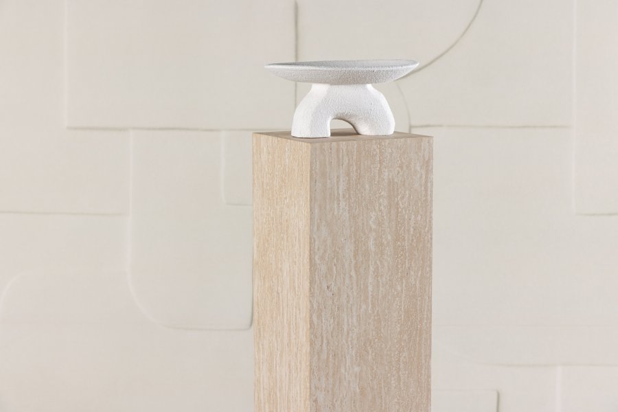 VIND COLLECTION Ramsvik sidebord, kvadratisk - beige MDF med travertin look (23x23xH:95)