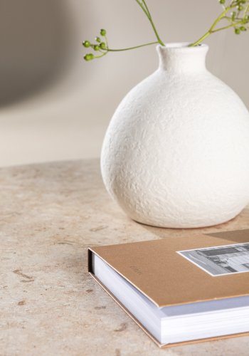 VIND COLLECTION Sandhamn sofabord, rund - beige mactan sten og jern (70)