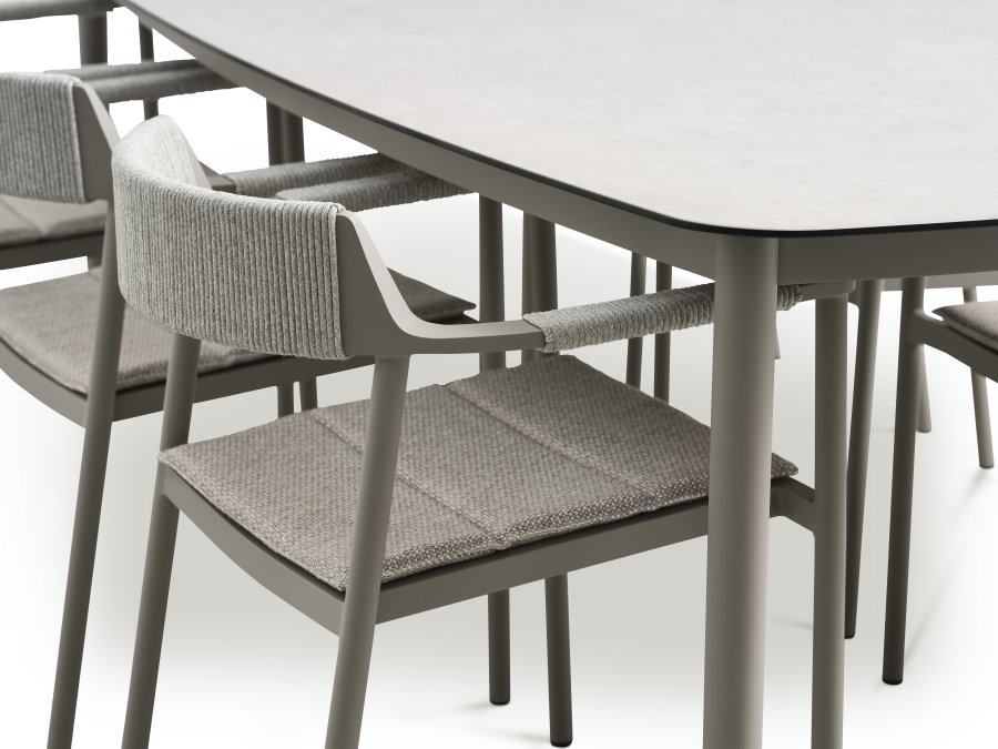 Kreta havebord, rektangulr - sand frosted glas og sand aluminium (220x100)