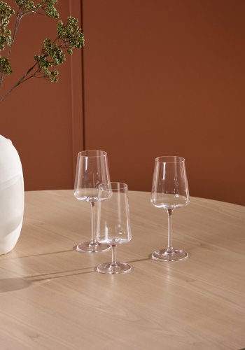 VENTURE DESIGN Flora spisebord, rund - hvidvasket finér og gummitr (120)