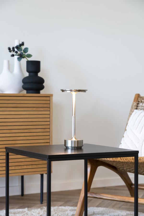 HOUSE NORDIC Lyneham LED bordlampe, genopladelig - slv aluminium