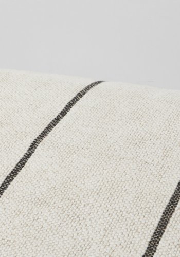 BROSTE COPENHAGEN Sigrid puf, kvadratisk - lys beige og sort (50x50)