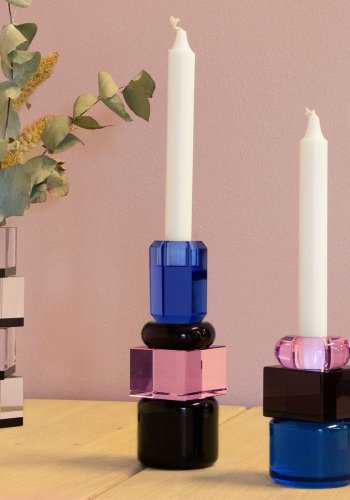 HOUSE OF SANDER Petunia lysestage - lyserd/rgfarvet/bl glas (H:11,5)