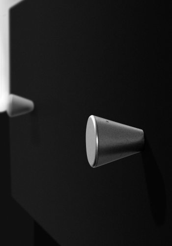 TVILUM May kommode - sort tr, m. 3 skuffer