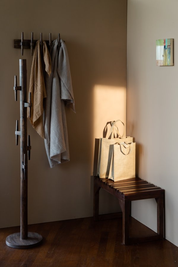 DUTCHBONE Jakub stumtjener - valnddefarvet mangotr