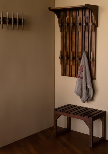 DUTCHBONE Jakub hattehylde, m. knager - valnddefarvet mangotr