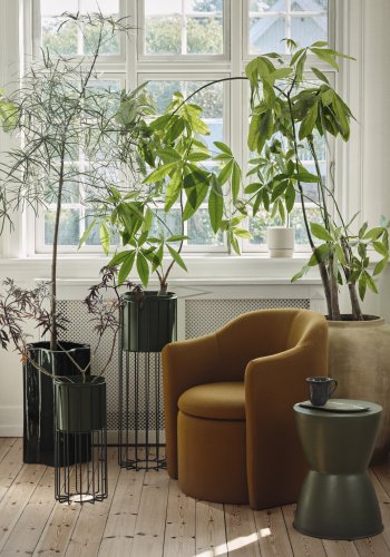 BROSTE COPENHAGEN Fenja urtepotte med stativ, rund - grape leaf grn jern (st med 2)