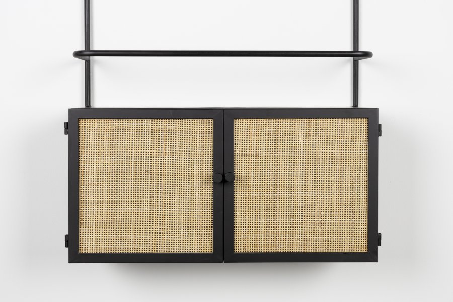 WHITE LABEL LIVING Guuji cghylde til vin, m. 2 lger - rattan og sort jern