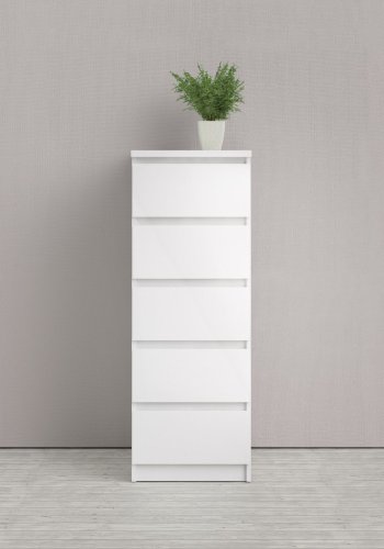 TVILUM Naia kommode - hvid hjglans tr, m. 5 skuffer, smal 