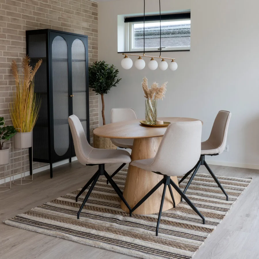 HOUSE NORDIC Bolton og Monaco spisebordsst, 1 spisebord, 4 spisebordsstole - sand stof/askefinér