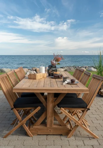 HOUSE NORDIC Volos og Toledo havembelst, 1 havebord og 8 havestole - natur teaktr
