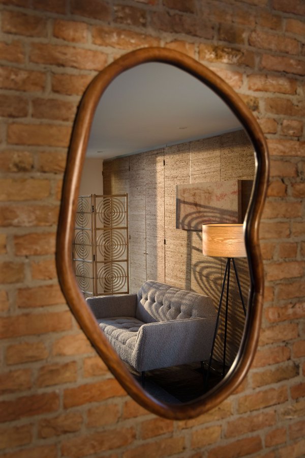 DUTCHBONE Ashley vgspejl, organisk - spejlglas og valnddefarvet mangotr (100x73)