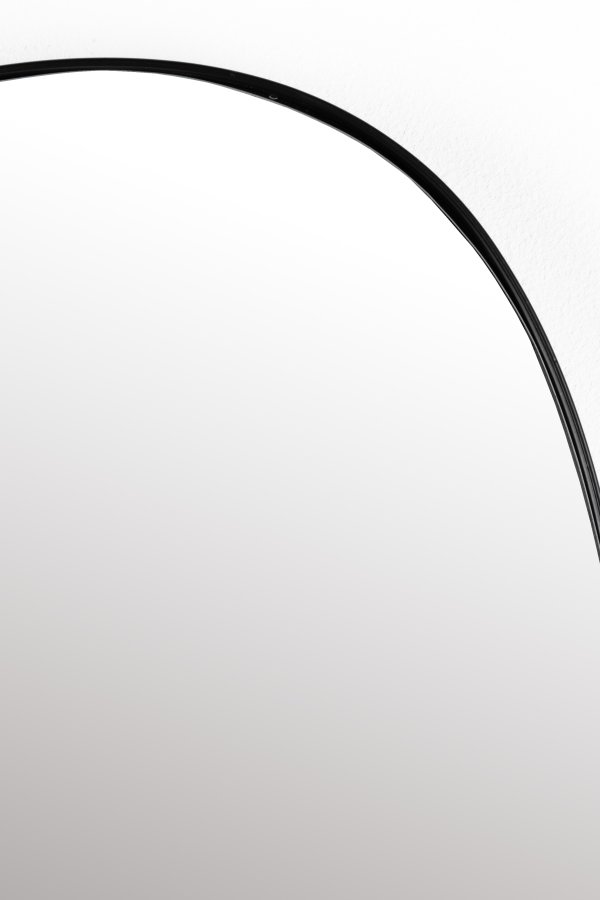 WHITE LABEL LIVING Juna vgspejl, asymmetrisk - spejlglas og sort metal (80x45)