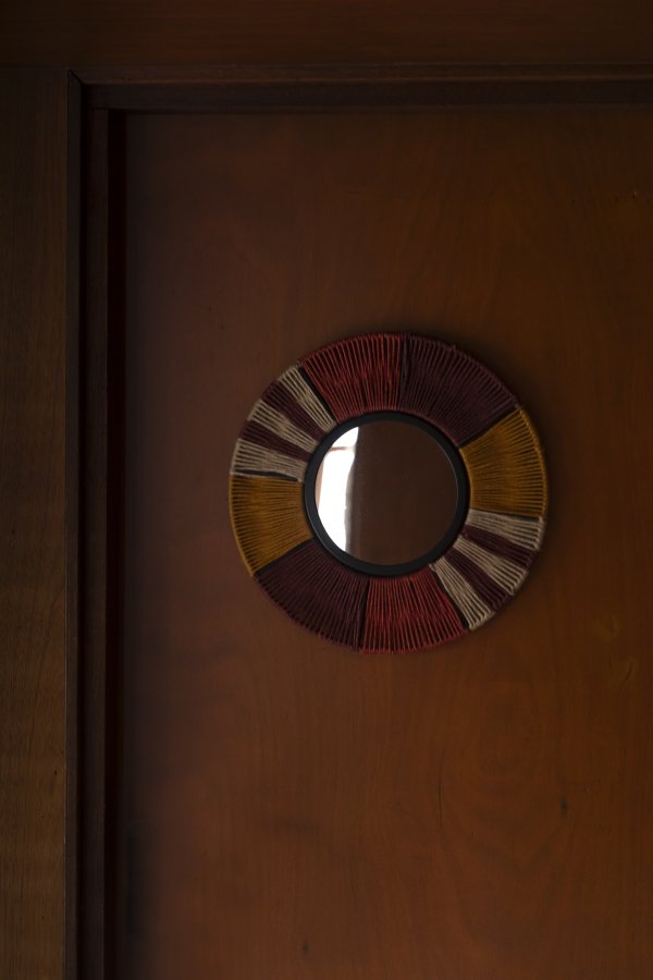 DUTCHBONE Surya vgspejl S, rund - spejlglas, multifarvet reb og jern (40)