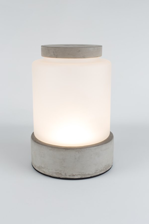 ZUIVER Reina L vase, rund, m. lys, genopladelig - glas og gr beton