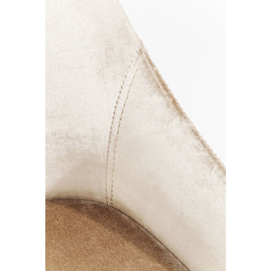 KARE DESIGN East Side spisebordsstol - skinnende sandfarvet stof og sort pulverlakeret stl