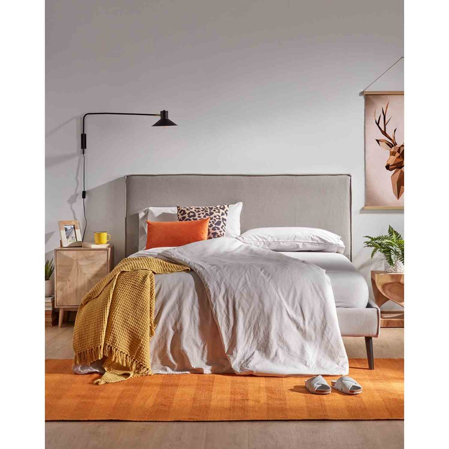 KAVE HOME kvadratisk Hakon sidebord - natur mungurtr (30x30)