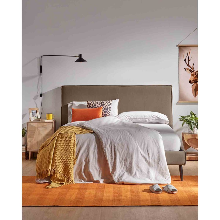 KAVE HOME kvadratisk Hakon sidebord - natur mungurtr (30x30)