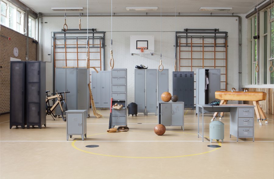 WOOOD Stijn Locker garderobeskab, m. 2 lger og 8 hylder - stlgr fyrretr