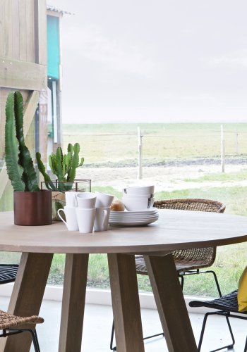 WOOOD Wings spisebordsstol - natur polyesterrattan og sort stl