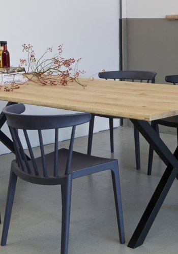 WOOOD Tablo X-bordben til spisebord - matsort metal