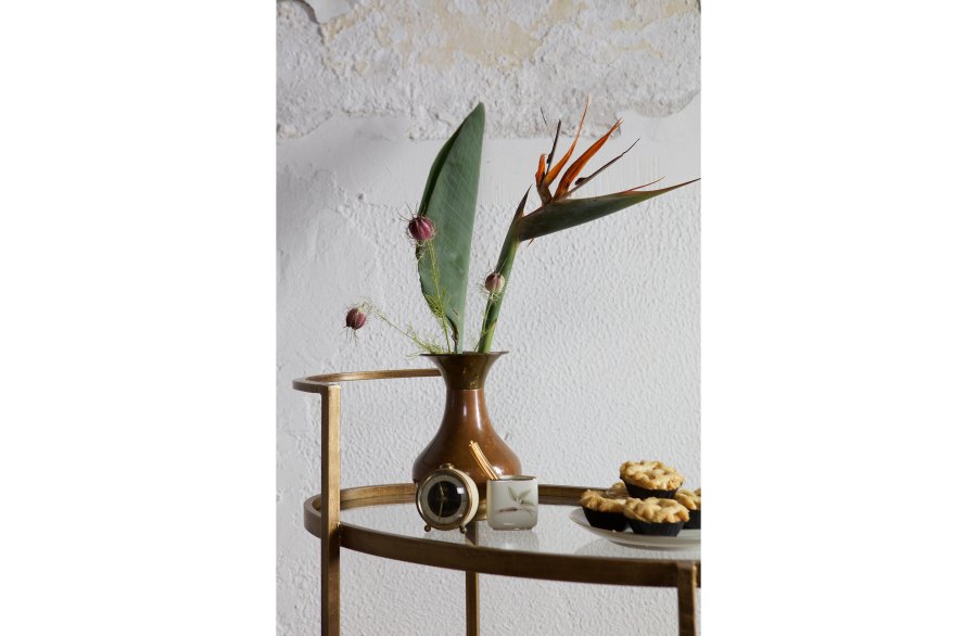 BEPUREHOME Collection rullebord, m. 2 glashylder og hjul, oval - antik messing metal (67x35)