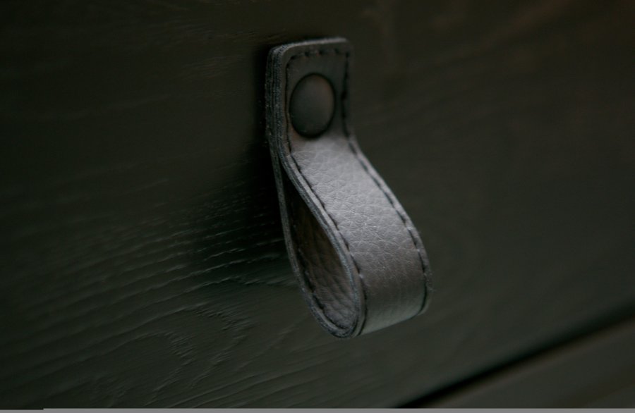 WOOOD EXCLUSIVE Silas sidebord, m. 2 skuffer - sort Blacknight brstet asketr og metal (140x40)