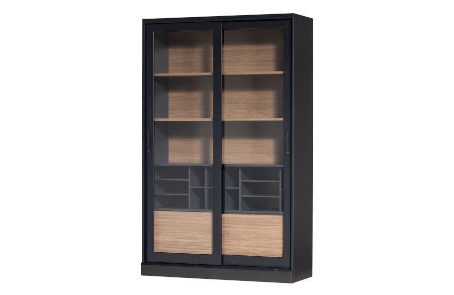 WOOOD James vitrineskab, m. 4 skydelger - glas, sort fyrretr og valnddeprint