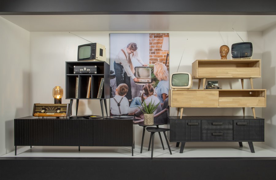 WOOOD EXCLUSIVE James musik reol, small - sort fyrretr og valnddeprint (60x44)