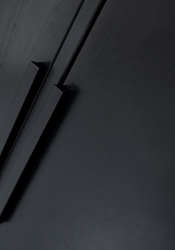 WOOOD Adam garderobeskab, m. 2 lger, 1 skuffe, 4 hylder og 1 bjlestang - sort fyrretr og stl