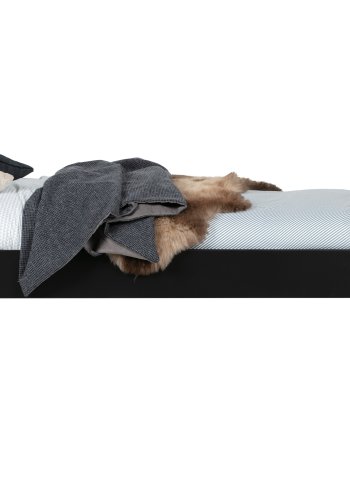 WOOOD Mees junior sengeramme, m. lamelbund - sort stl (200x90)