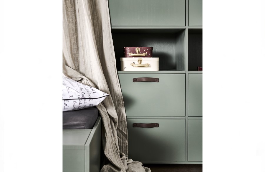 VTWONEN Stage garderobeskab til brn, m. 2 lger, hylder og 4 skuffer - grn sbetone fyrretr