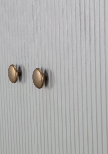 WOOOD Madu TV-bord, m. 4 lger og 2 hylder - skygr fyrretr og metal (160x46)